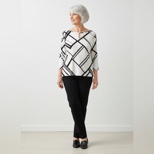 Chico's Black and White Graphic 3/4 Sleeve Blouse